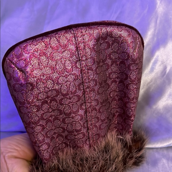 Coach Burgundy Fur-Trimmed vintage 1976 Women's wristlet - Picture 8 of 12
